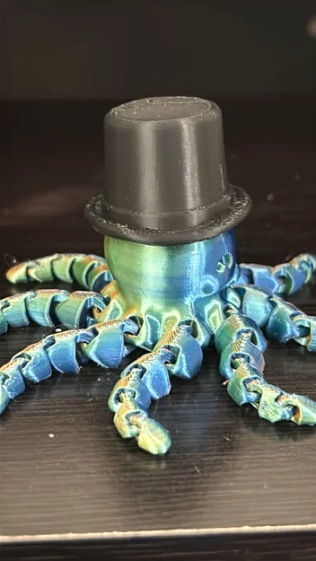 Mô hình bạch tuộc khớp nối đội mũ (Flexi Octopus with a Top Hat) in 3D - Image 2