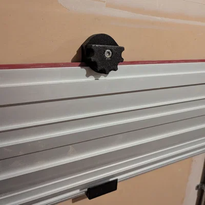 Giá Treo Thanh Dẫn Cưa Track Milescraft (Milescraft Track Saw Guide Holder)