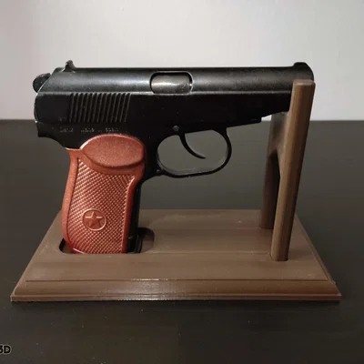 Chân Đế Trưng Bày Súng Makarov (Makarov Gun Display)