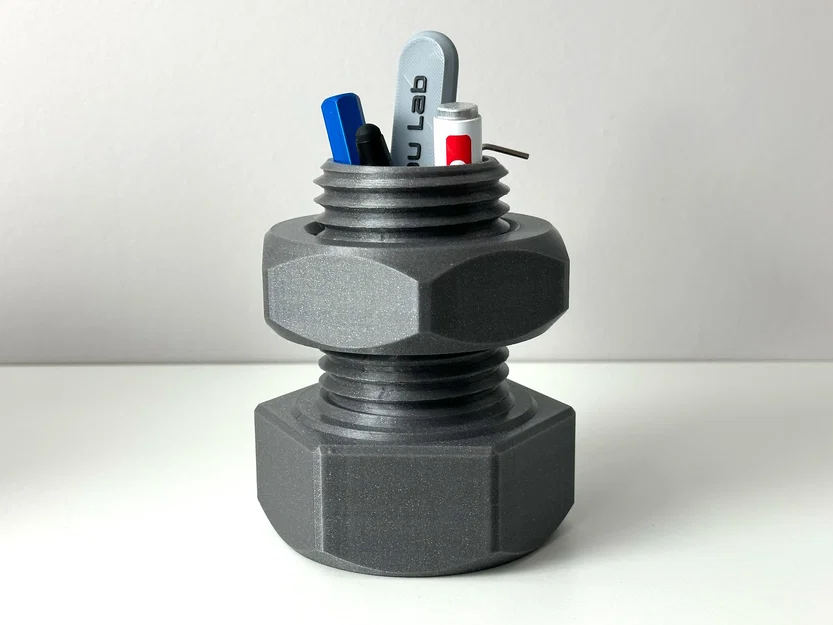 Ly/Bình hoa Vít Khổng Lồ (Huge Screw Cup / Vase) - Image 1