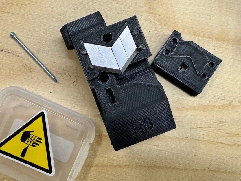 Bộ chọn MMU3 cải tiến với chốt kim loại giữ lưỡi cắt filament - Image 2