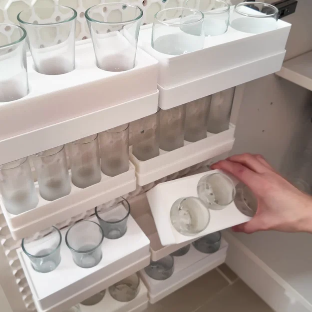 Kệ Multiboard Gridfinity có vách chặn (Multiboard Gridfinity Shelves with Wall) - Image 1