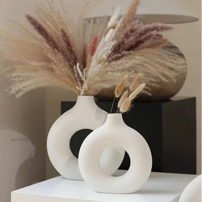 Mẫu bình hoa trang trí 3D hình chiếc bánh Donut hiện đại