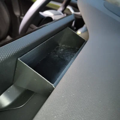 Skoda Octavia NX - ngăn chứa phía trước