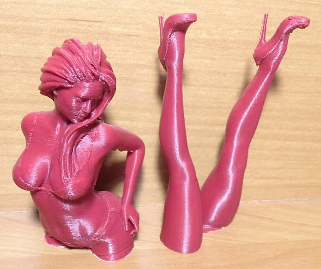 Mô hình cô gái mặc quần short 3D - Thiết kế chia nhỏ in cực dễ - Image 1