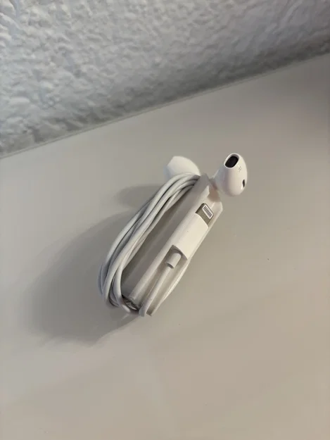 Giá đỡ và cuốn dây tai nghe Apple EarPods (Lightning) in 3D - Image 1