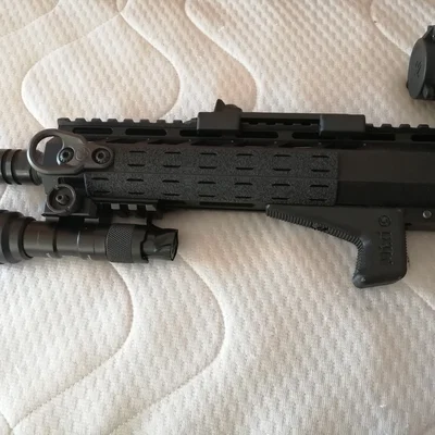 Tay cầm trước Foregrip M-LOK