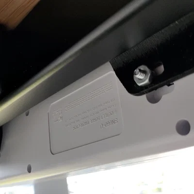 Giá treo Power Strip cho bàn Uplift Desk