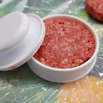 Khuôn ép hamburger (Hamburger press) in 3D