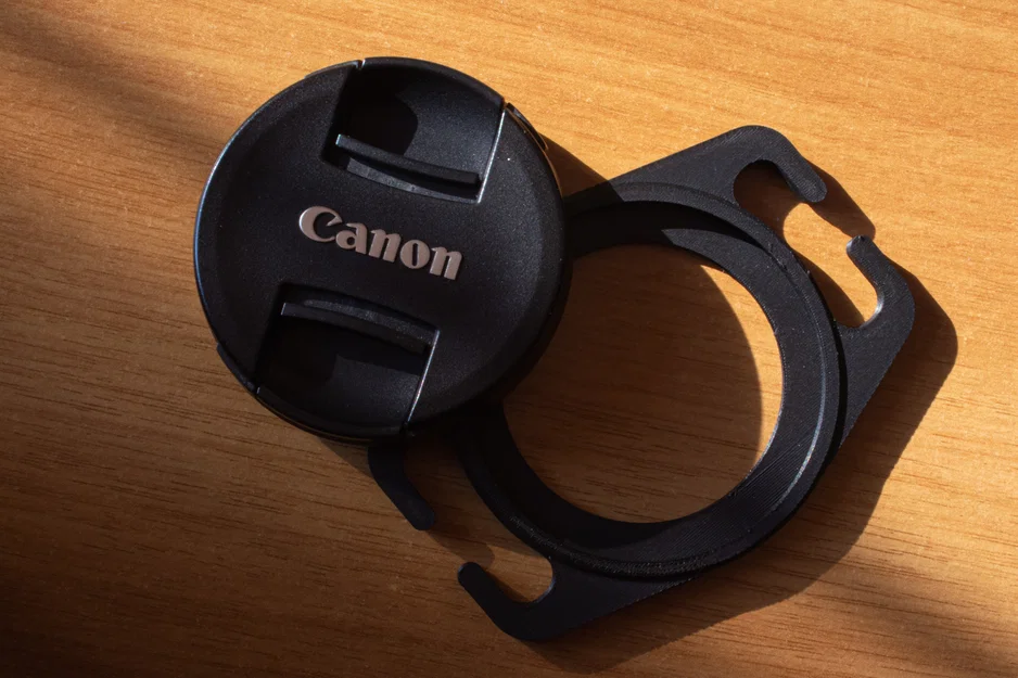 Kẹp Giữ Nắp Lens Cho Dây Đeo Máy Ảnh (Lens Cap Holder for Camera Strap) - Image 1