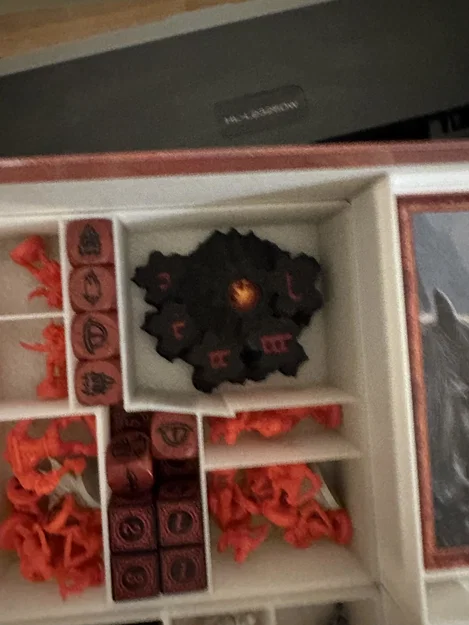 Mô hình núi Mount Doom thu gọn cho board game War of the Ring - Image 2