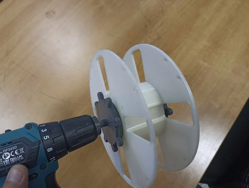 Dụng cụ cuốn nhựa in 3D bằng máy khoan cực tiện lợi - Image 3