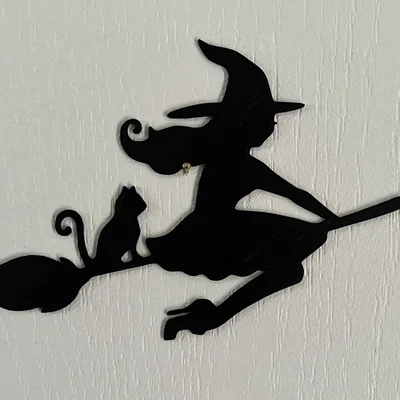Mô hình trang trí tường hình Phù thủy cưỡi chổi cho Halloween