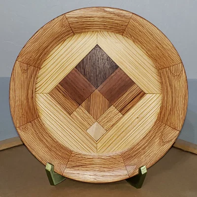 Chân đỡ dĩa / tô vừa khít (Perfect-fit plate stand / bowl stand)