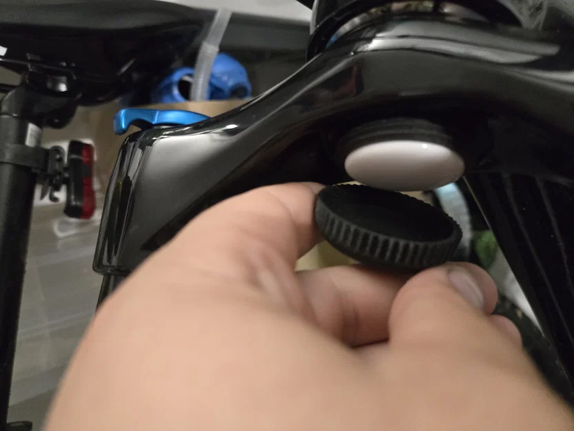 StealthTag (AirTag giấu trong cổ phuộc/steerer) MTB - Image 4