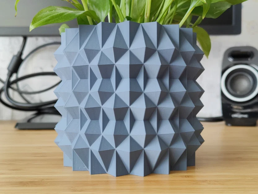 Chậu cây Mirror Dimension & Planter – thiết kế Vase Mode - Image 1