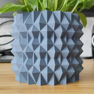 Chậu cây Mirror Dimension & Planter – thiết kế Vase Mode
