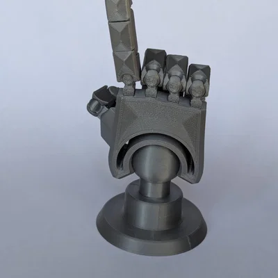 Dummy13 500%: Bàn tay robot posable print-in-place kèm chân đế