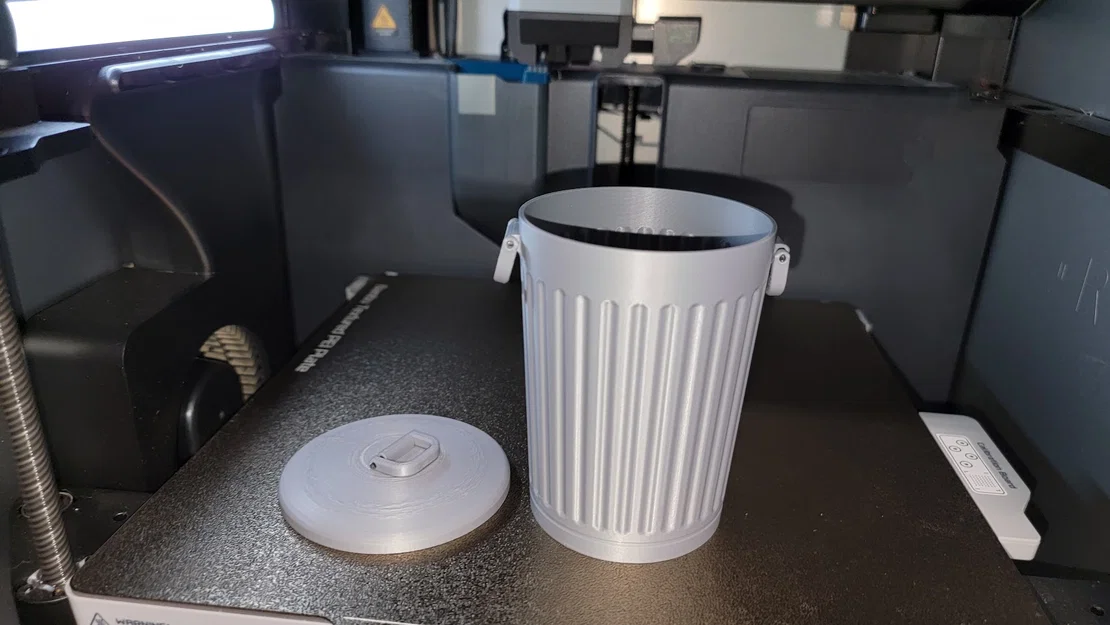 Thùng rác mini để bàn in 3D phong cách kim loại cổ điển - Image 1