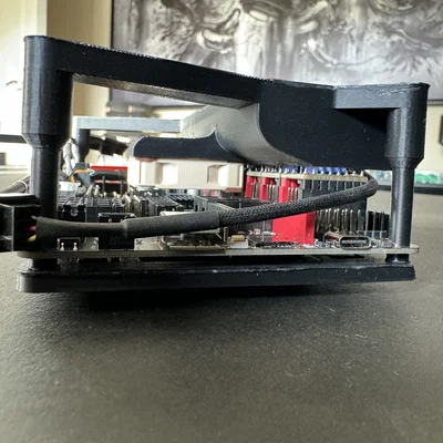 Octopus Pro DIN Rail Fan Mount (Giá đỡ quạt gắn DIN Rail)