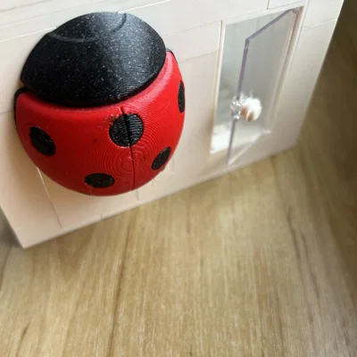 Mô hình bọ cánh cứng (ladybug) ghép mảnh 3D độc đáo
