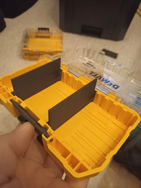Vách ngăn DeWalt Tough Case System (divider) - Image 3