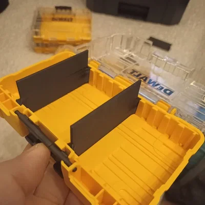 Vách ngăn DeWalt Tough Case System (divider)