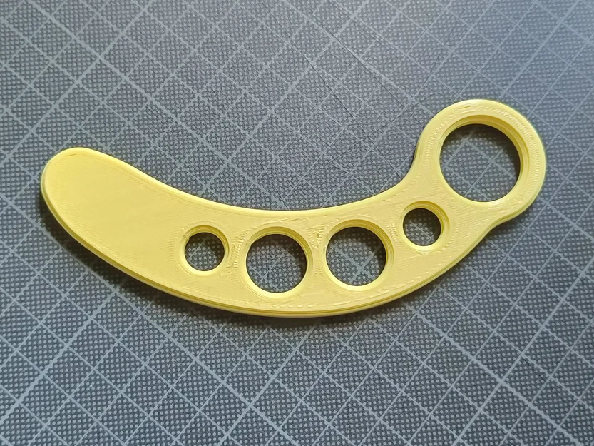 Banana Fidget Karambit - Mô hình 3D đồ chơi xoay tay độc đáo - Image 3