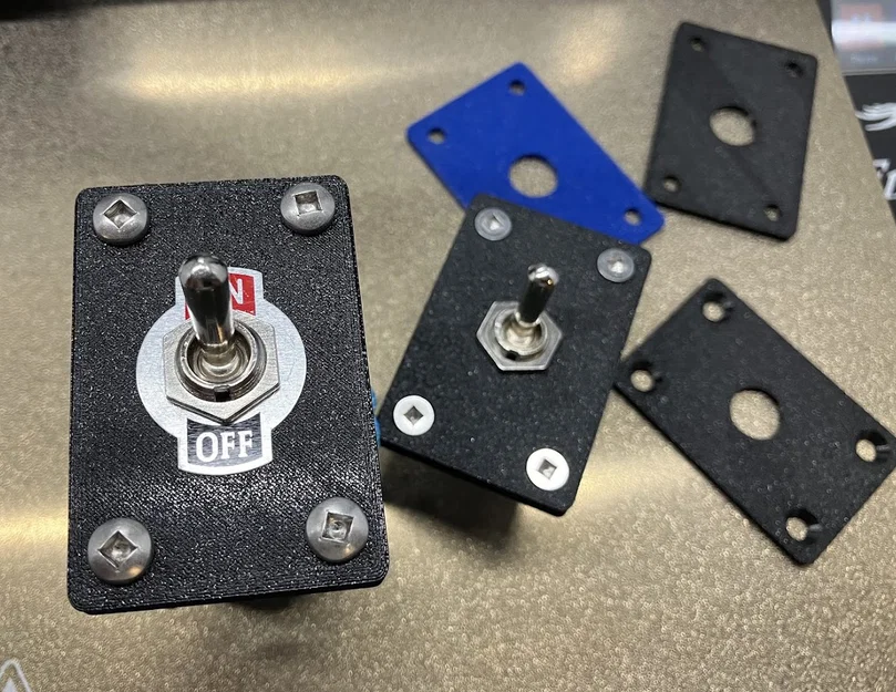 Mặt plate công tắc Toggle 60mm x 40mm - Image 1