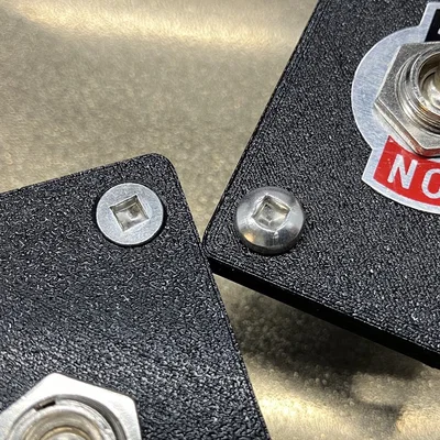 Mặt plate công tắc Toggle 60mm x 40mm