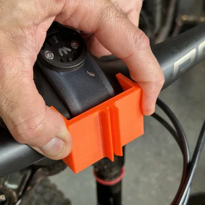 Dụng cụ canh thẳng phuộc (Fork alignment rescue tool)