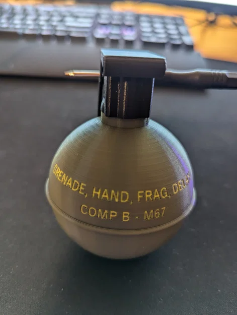 Mô hình lựu đạn M67 in 3D đa màu sắc - Image 2