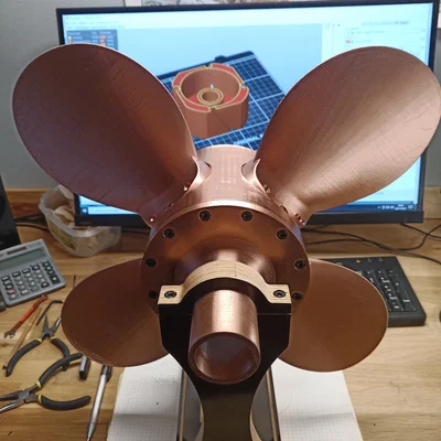 Chân vịt tàu CPP Marine propeller (Controllable Pitch Propeller)