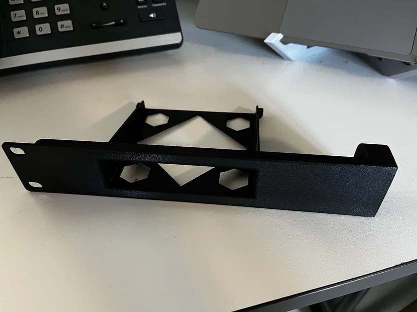 Adapter gắn rack cho thiết bị TP-Link Omada (ER605/OC200) - Image 5