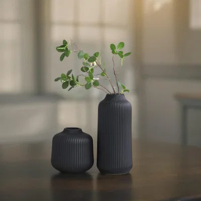 Bình Hoa Gân Nổi Hiện Đại – Thiết Kế Tối Giản (Modern Ribbed Vase)