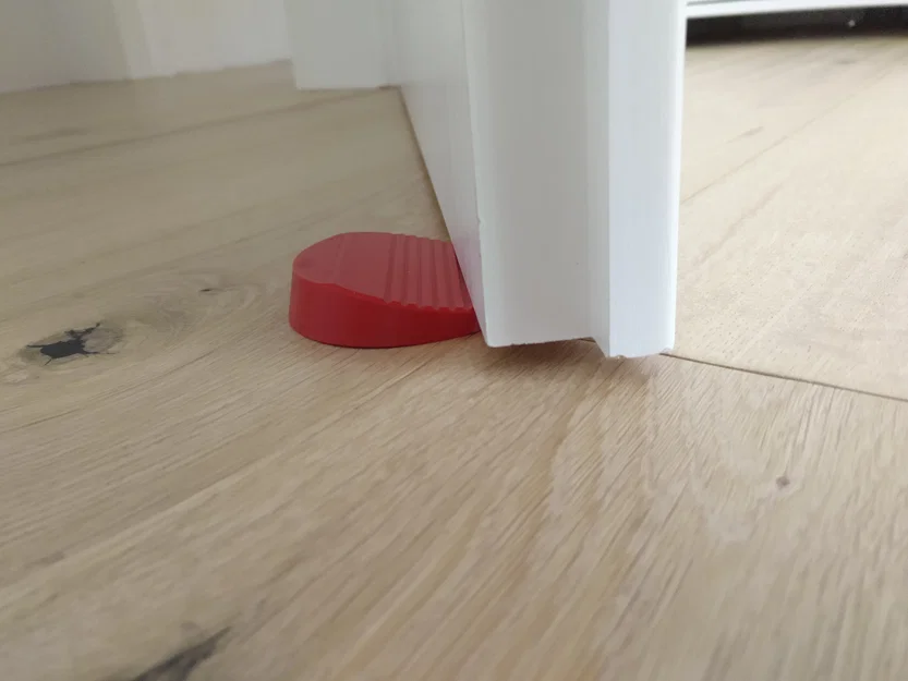 Mẫu chặn cửa 3D hình nêm tiện dụng, dễ in - Image 2