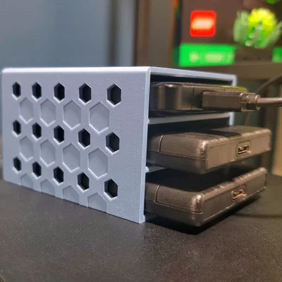 Giá đỡ ổ cứng di động (External Hard Drive Storage) in 3D gọn gàng