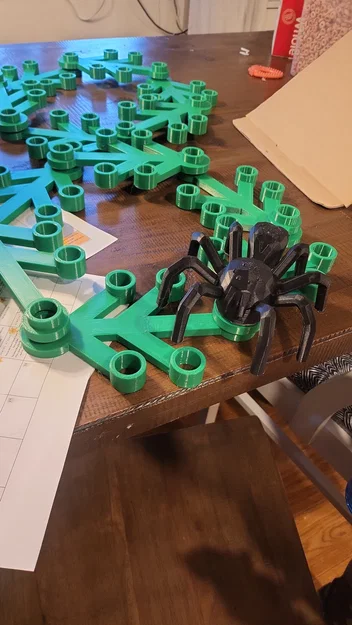 Nhện gắn cho vòng nguyệt quế LEGO - Image 1