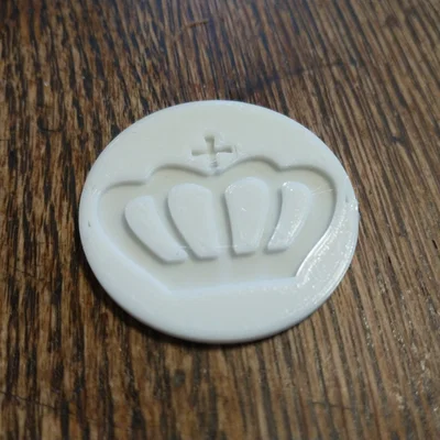 Đồng xu Crown Coin in 3D - Mẫu vật trang trí đẹp mắt