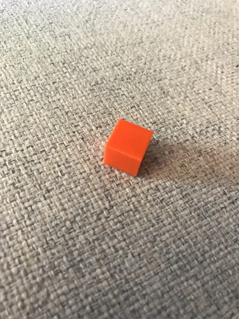 Khối lập phương 1x1x1 cm dùng để kiểm tra máy in 3D - Image 1