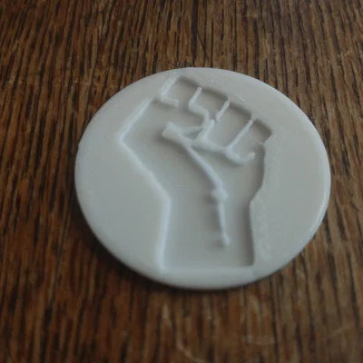 Mô hình 3D đồng xu hình nắm đấm (Fist Coin) độc đáo