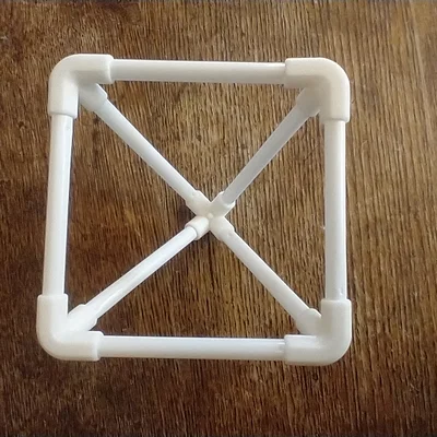 Bộ khớp nối in 3D lắp ráp hình chóp vuông từ ống hút