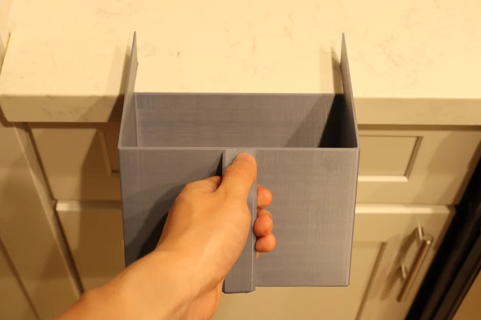 Khay Đựng Rác Gọn Gàng Cho Mặt Bàn Bếp (Kitchen Counter Bin) - Image 1