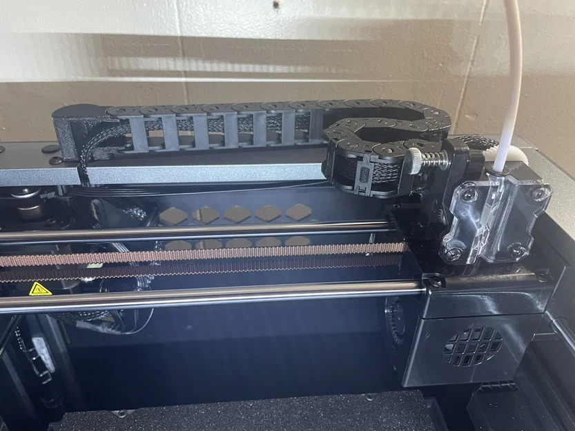 InfiMech TX Drag Chain – Bộ ngàm gắn cable chain - Image 1