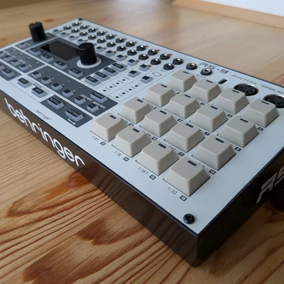 Case Behringer RS-9 Sequencer (Standalone, có tuỳ chọn logo & nguồn)