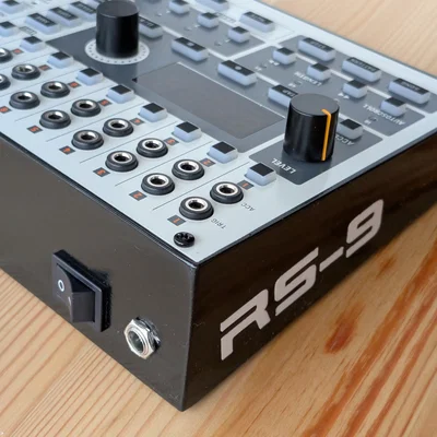 Case Behringer RS-9 Sequencer (Standalone, có tuỳ chọn logo & nguồn)