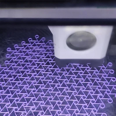 Cấu trúc auxetic chiral và anti-chiral