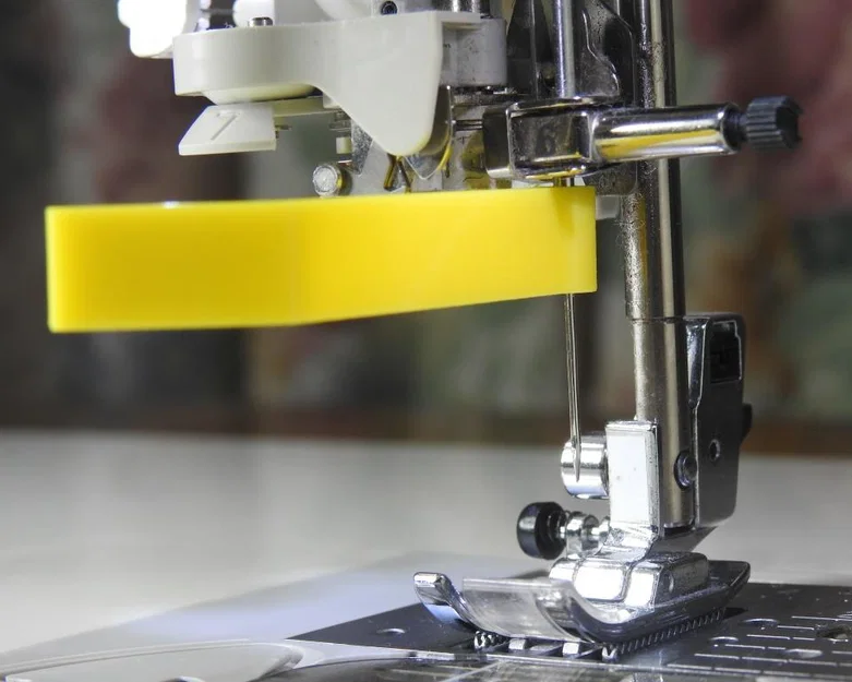 Dụng cụ hỗ trợ gắn/tháo kim máy may (Sewing Machine Needle Tool) - Image 5