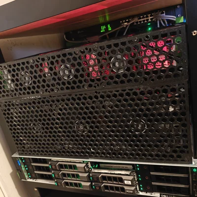 Vỏ HDD xếp chồng kèm Backplane (Stackable HDD Enclosure with Backplane)
