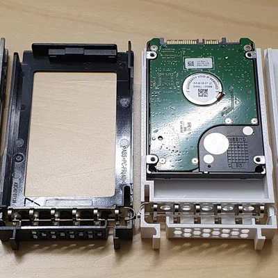 Khay HDD Caddy 2.5" cho Fujitsu Primergy TX1330 M1 (Hotswap)